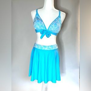 Modlily Bikini top and swim skirt. Aqua and white size Medium